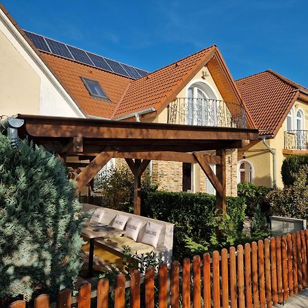 Medea Apartman Bük Екстериор снимка